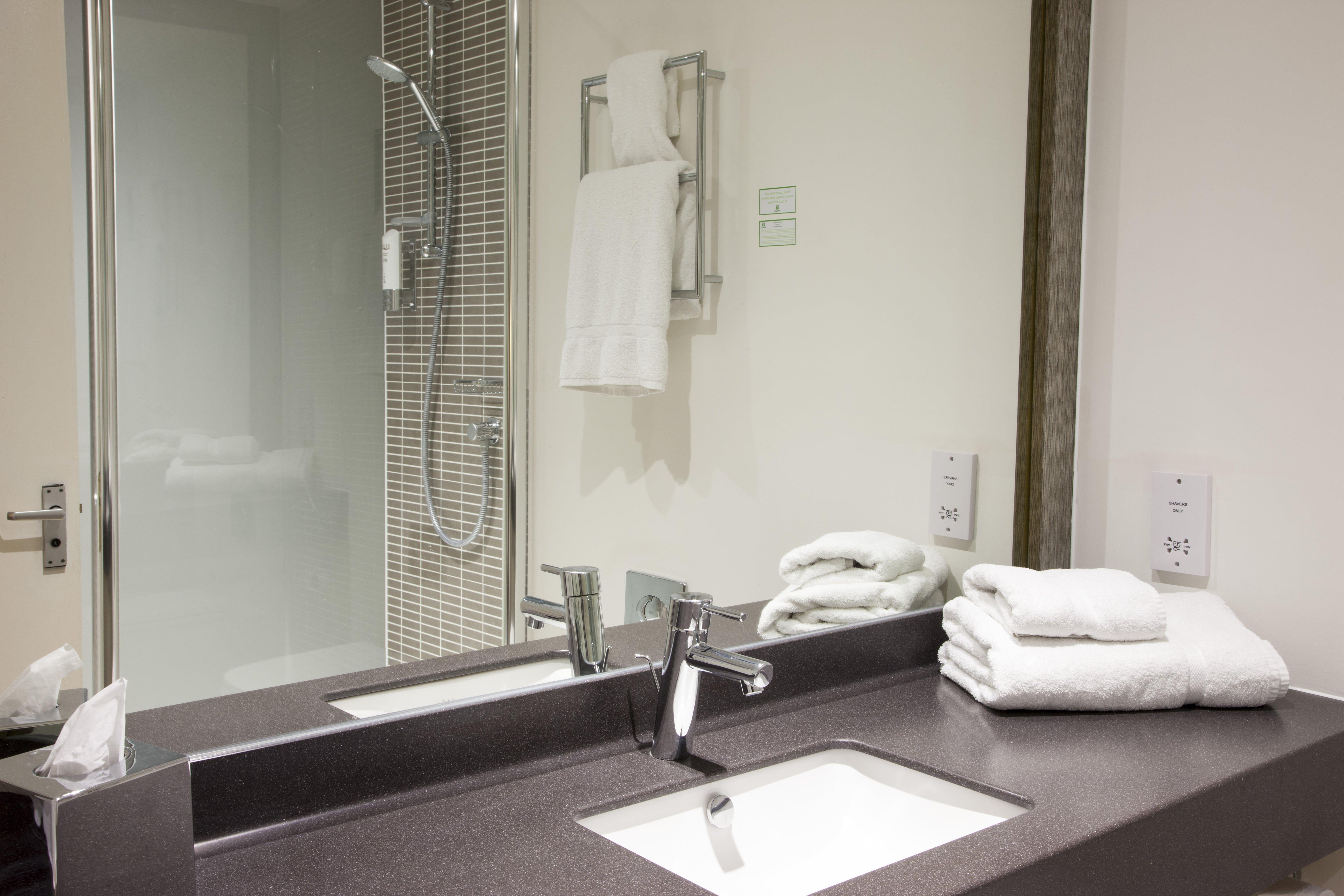 Holiday Inn Colchester By Ihg Eksteriør bilde